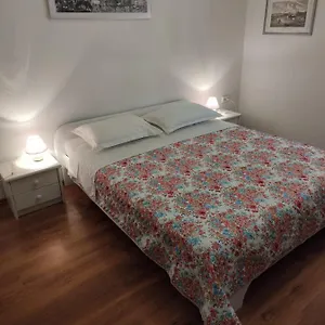  Gasthuis Private Accommodation Raspudic
